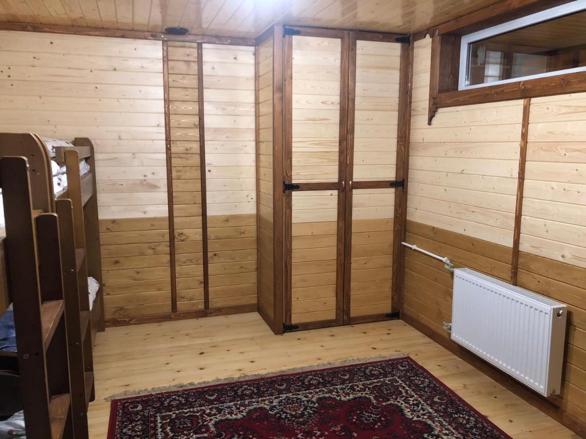 Guest House Dvir Pysanka 코시우 외부 사진