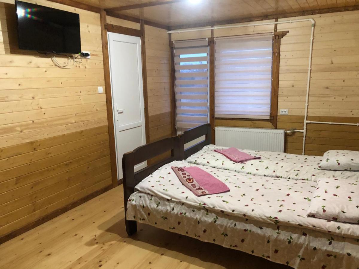 Guest House Dvir Pysanka 코시우 외부 사진