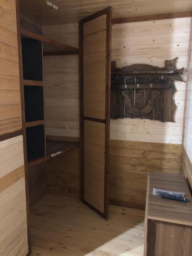 Guest House Dvir Pysanka 코시우 외부 사진