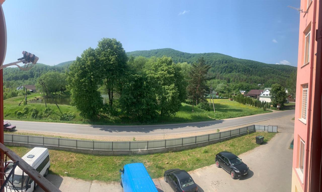 Guest House Dvir Pysanka 코시우 외부 사진