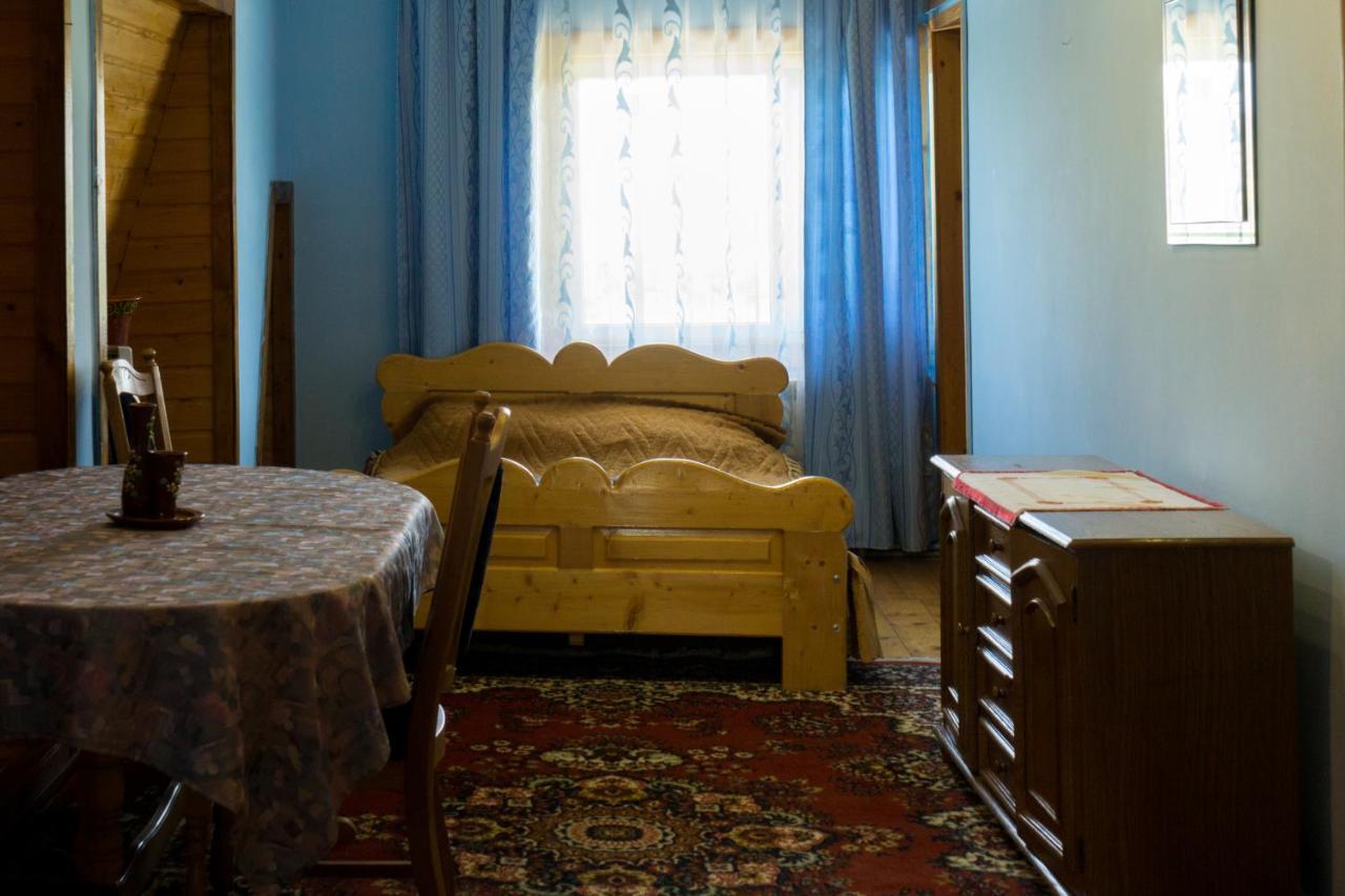 Guest House Dvir Pysanka 코시우 외부 사진