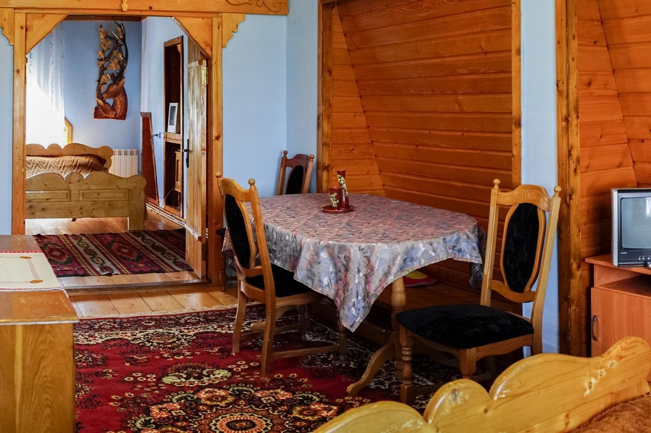 Guest House Dvir Pysanka 코시우 외부 사진