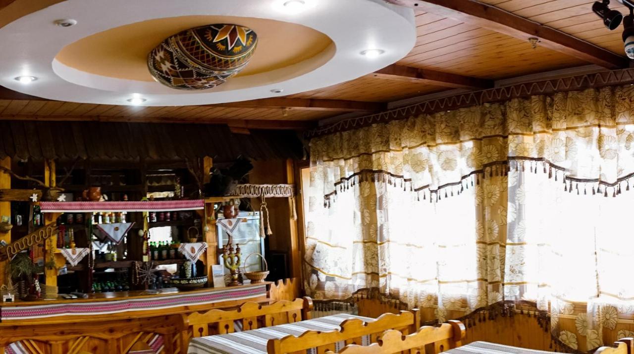 Guest House Dvir Pysanka 코시우 외부 사진